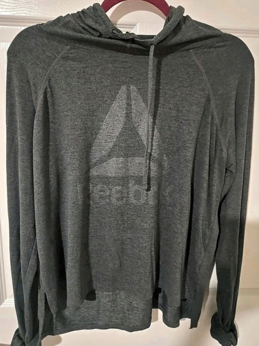 Reebok Gray Pullover Hoodie Size Large
